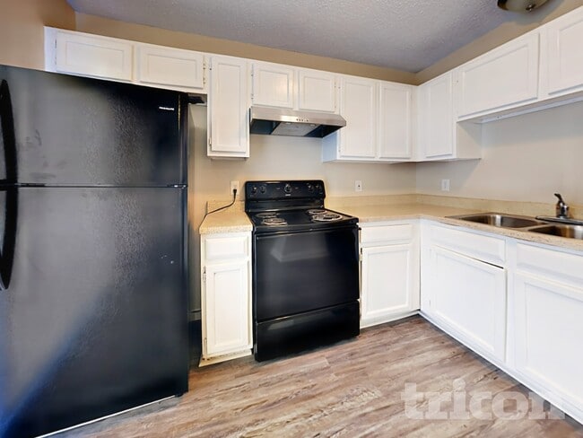 Foto del edificio - 3210 Kelling St