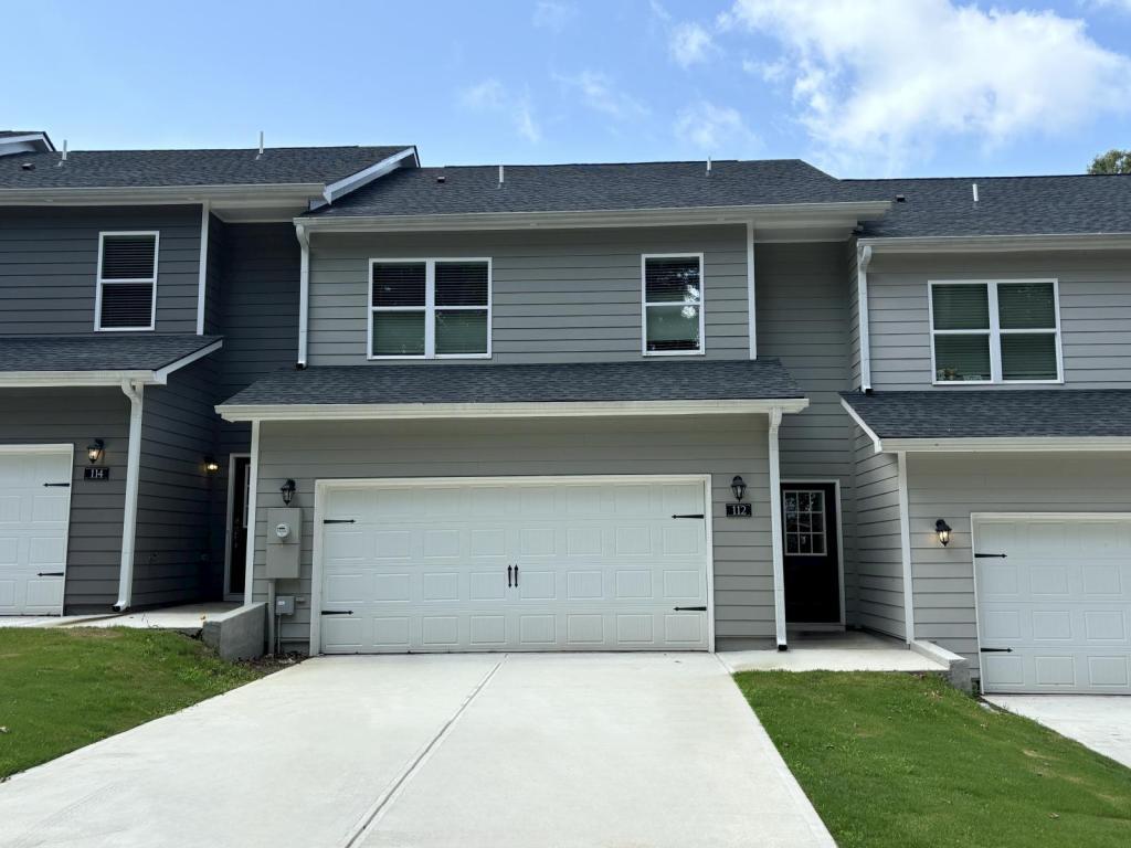 Foto principal - 112 McAllister Rd SE