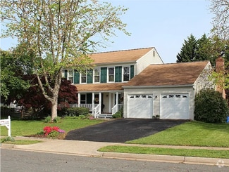 Building Photo - 10149 Yorktown Dr