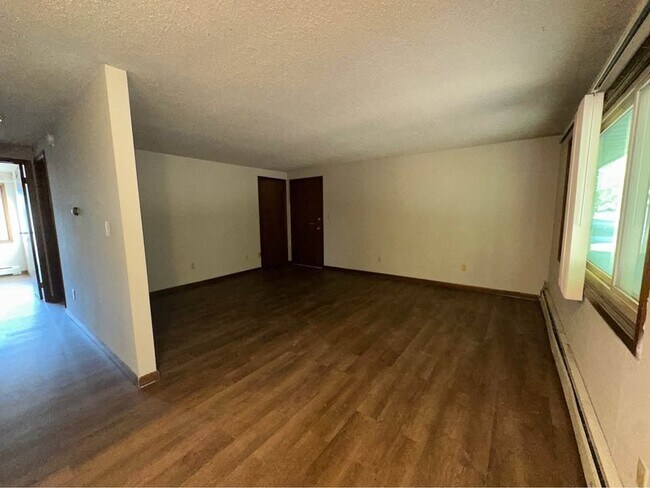 Foto del edificio - 700 19th Ave