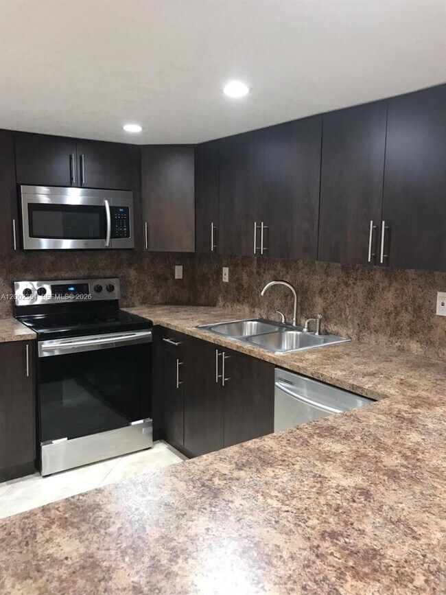 Foto del edificio - 3796 SW 88th Ct