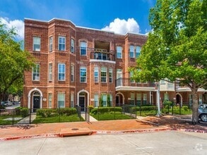 Building Photo - 15711 Spectrum Dr