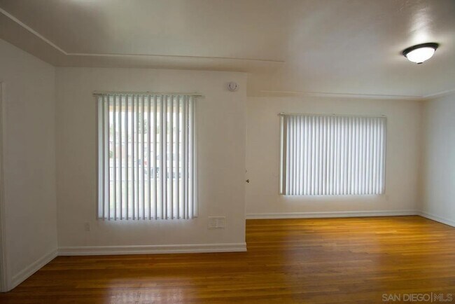 Foto del edificio - 170 Garrett Ave