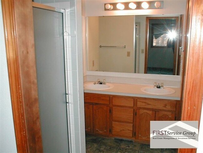 Foto del edificio - Large Single Family Home SE Boise!
