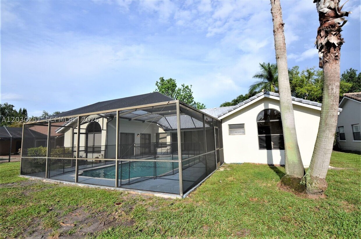 Building Photo - 5166 NW 99th Way