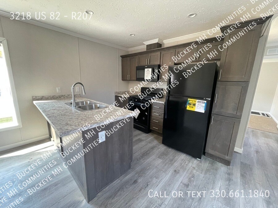 Foto principal - 3218 US 82-R207