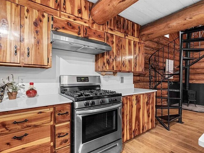 Building Photo - 295 Tally Lake Campground Rd