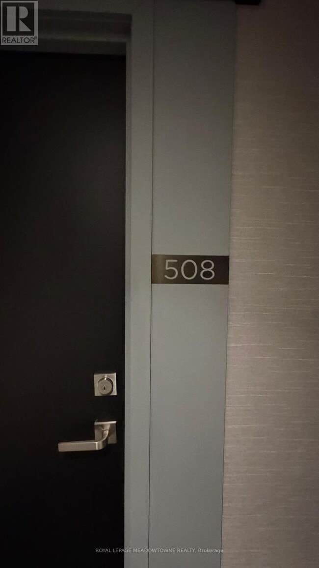 Building Photo - 665 Kingston Rd