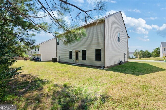 Building Photo - 191 Goodall Woods Dr