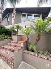 Building Photo - 4100 Shorecrest Ln
