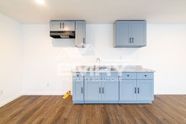 Foto del edificio - Beautiful 2 Bed Apartment in Huntington Pa...