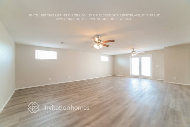 Building Photo - 12522 N 85th Ave