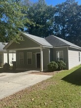 Building Photo - 918 Woodlawn Ave