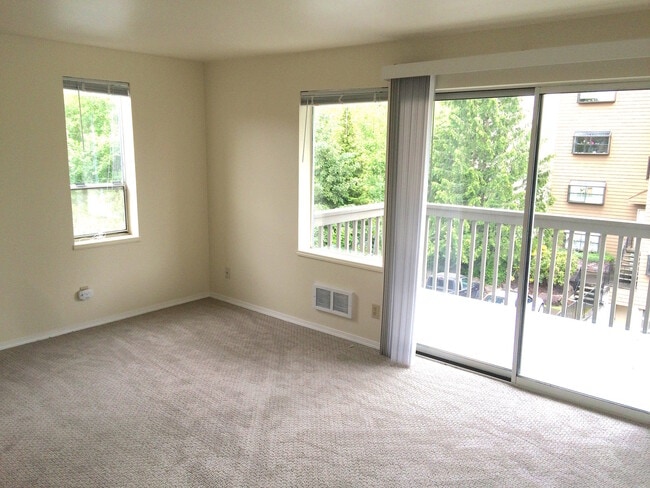 Photo - Hidden Gem in Northeast Seattle-One month ... Apartment