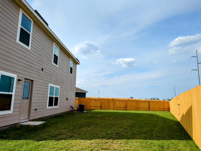 Foto del edificio - 4702 Hoover Ct