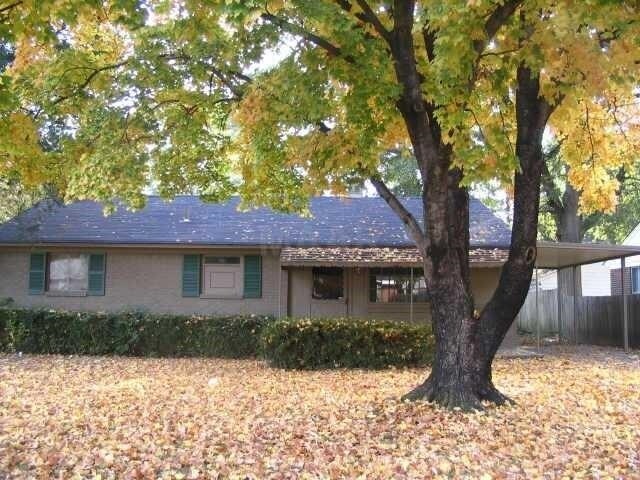 Primary Photo - 398 McDermitt Rd