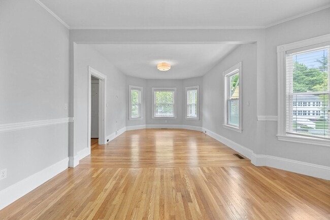 Building Photo - 228 Langley Rd