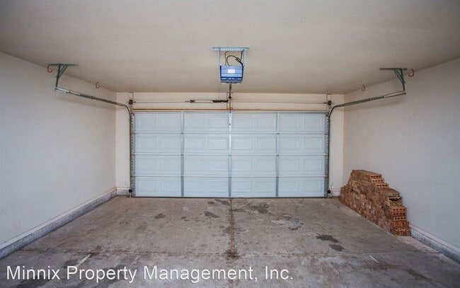 Building Photo - 1909 99th St