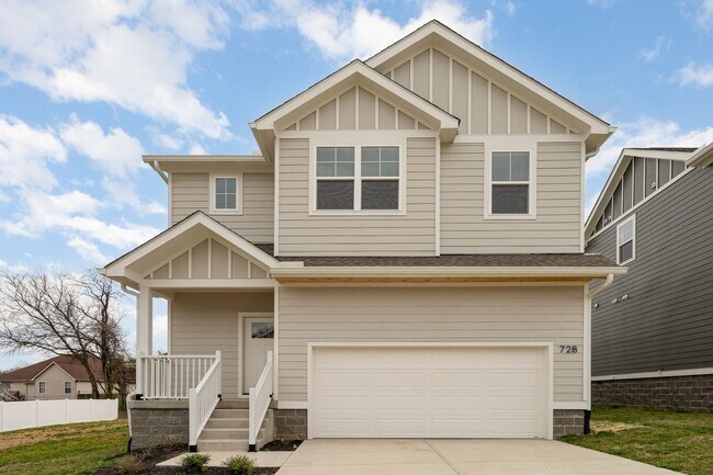 Building Photo - 728 Caraway Ln