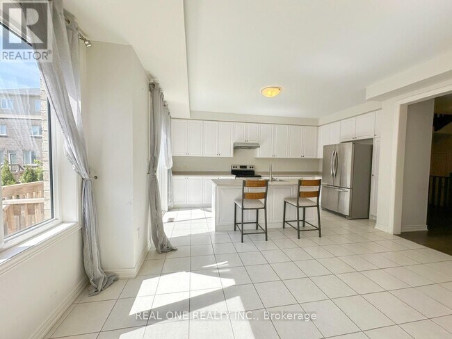 Building Photo - 394 Grindstone Trl