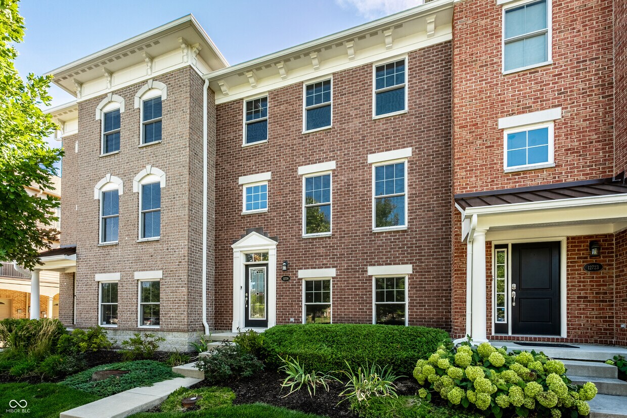 Foto principal - 12729 Vanderhorst St