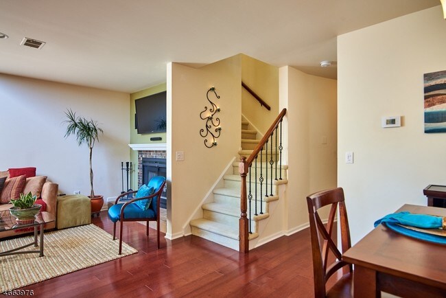 Building Photo - 80 Ashley Ct