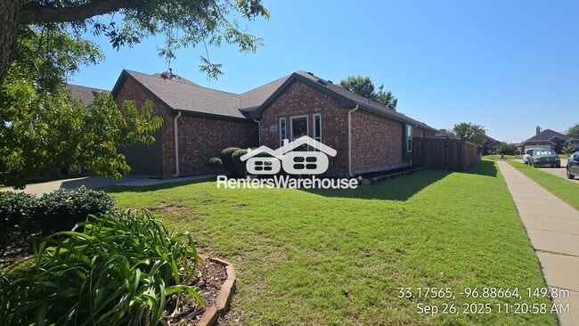 Building Photo - 2600 Redcedar Dr