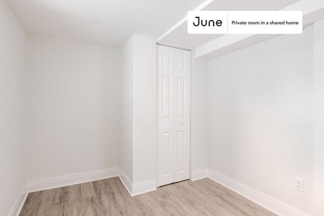 Foto del edificio - Room in Shared 4 bed/2 bath home