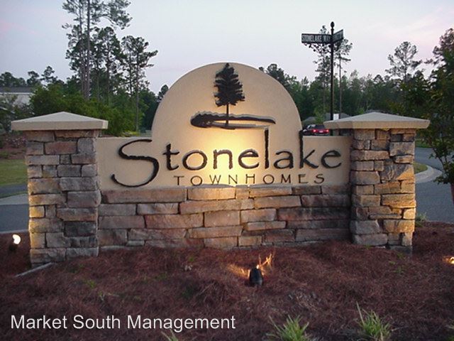 Primary Photo - 3 Stonelake Cir