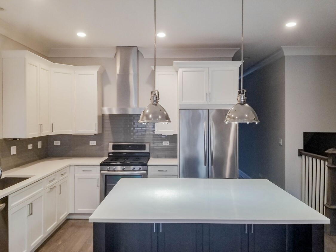 Foto principal - 1244 W Oakdale Ave