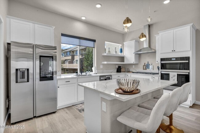 Building Photo - 150 Rissone Ln