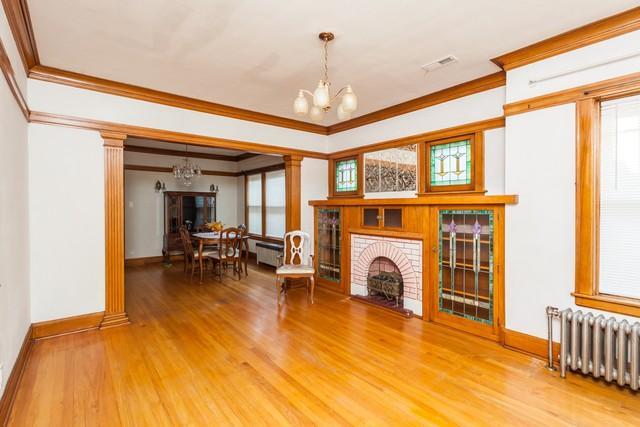 Foto principal - 5 bedroom in CHICAGO IL 60639