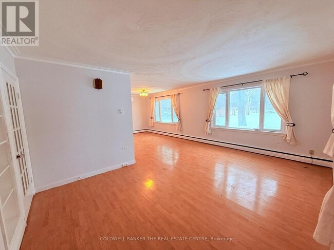 Building Photo - 19071 Leslie St