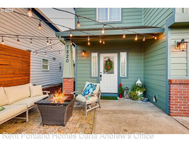 Foto del edificio - 4 br, 2.5 bath House - 7820 SE Springwater...