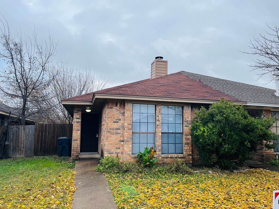 Photo - 2423 Sherry St. Arlington, TX 76010