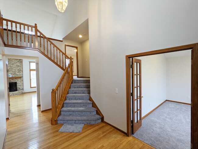 Building Photo - 9547 Wayne Brown Dr
