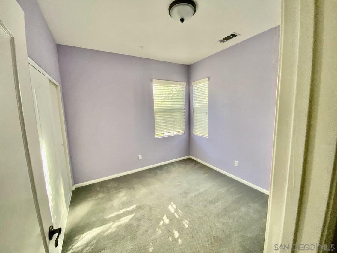 Building Photo - 8336 Bryn Glen Way