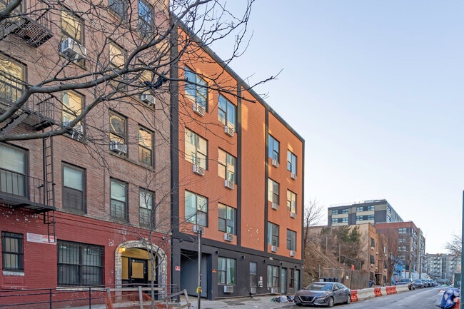 Building Photo - 92 W 169th St
