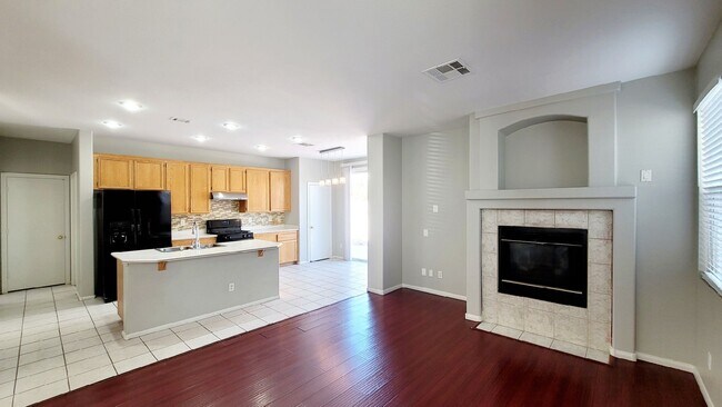 Foto del edificio - 10028 W Cherokee Ave