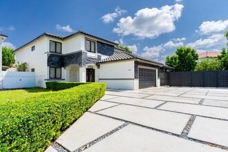 Building Photo - 9035 SW 156th Ct Building Photo - 9035 SW 156th Ct