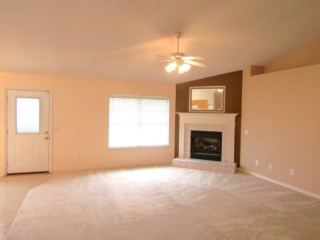 Building Photo - Comfort & Convenience in Cantonment – 4BR ...