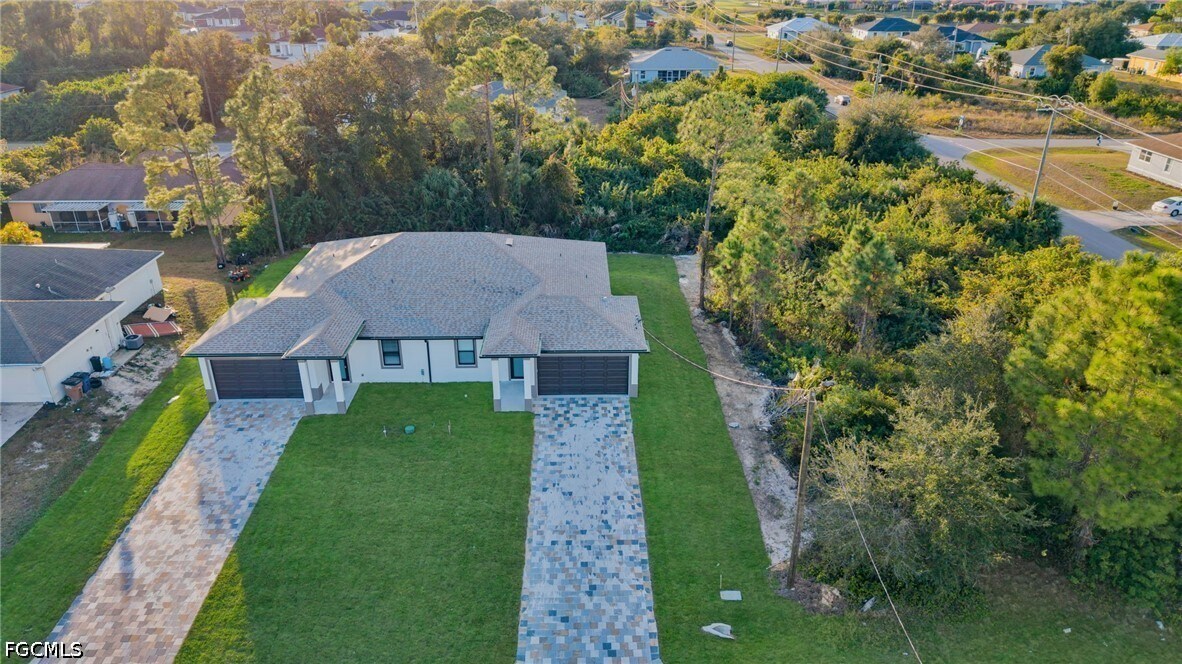 Foto del edificio - 4982 Fairway Ct