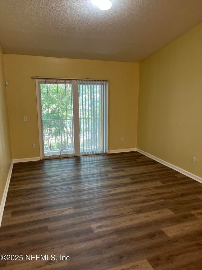 Building Photo - 3670 Kirkpatrick Cir
