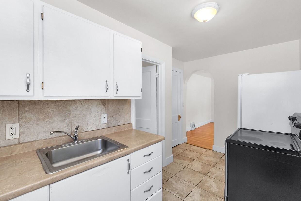 Primary Photo - Eccles-Triplex