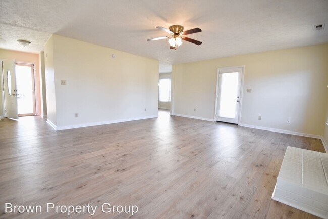 Building Photo - 3 br, 2 bath House - 5758 Cotton Belt Way