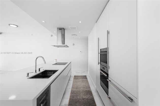 Foto del edificio - 700 NE 26th Terrace