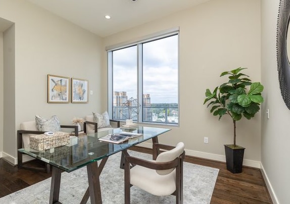 Foto del edificio - 2727 Kirby Dr