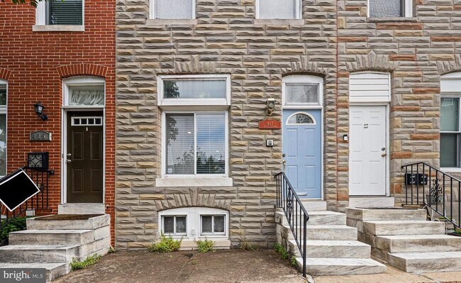 Building Photo - 417 S Clinton St