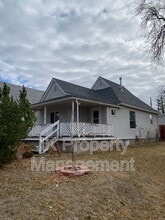 Building Photo - 1600 7th Ave N