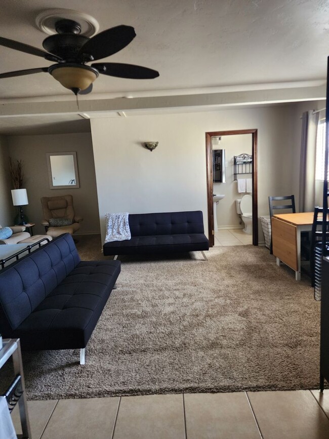 Building Photo - Furnished Studio in Oceanside